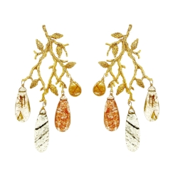 Gold Formentor earrings with quartz