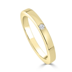 GOLD AND DIAMOND RING